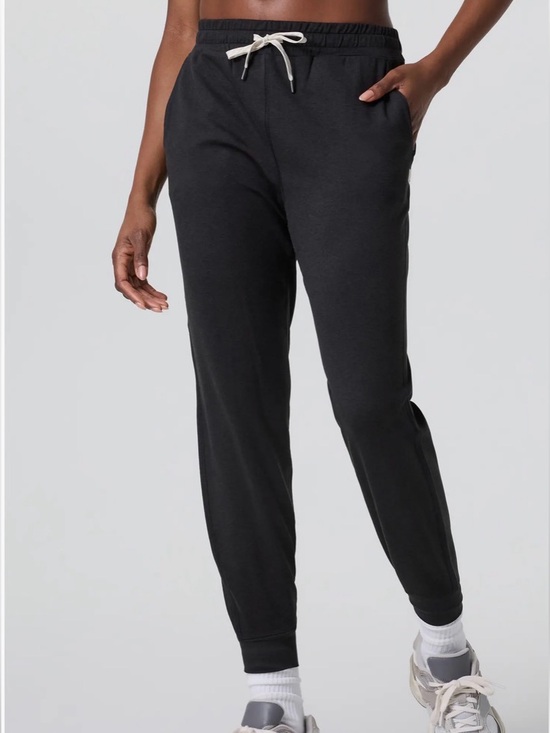 Vuori Pants - NWT Vuori Womens Performance Jogger Sz S Black